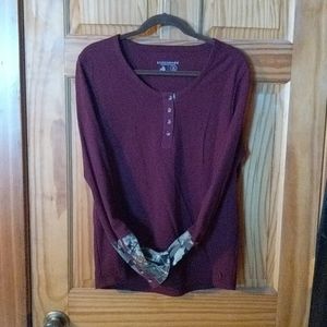 Legendary whitetails Henley top